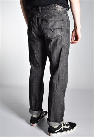 VINTAGE GUESS SLIM STRAIGHT JEANS