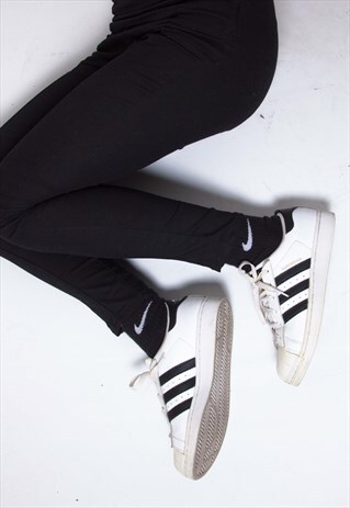 VINTAGE 90S ADIDAS SUPERSTAR TRAINERS UK5.5