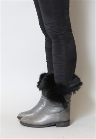 VINTAGE 1980'S GREY FAUX FUR FLAT LEATHER BOOTS