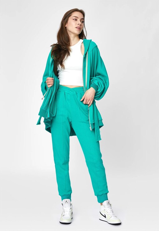 garment image