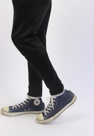 VINTAGE CONVERSE TRAINERS