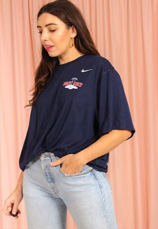 VINTAGE 90S OVERSIZED NIKE T-SHIRT