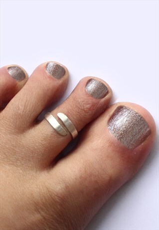 SILVER BOHO TOE RING