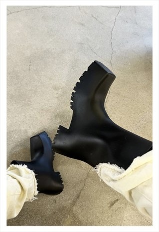 SPLIT TOE BOOTS EDGY HIGH FASHION ROUND SHAPE ANKLE SHOES