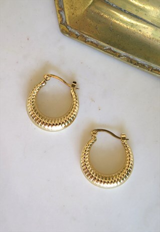 GOLD CHUNKY TEXTURED HOOP EARRINGS