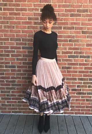 PLEATED SKIRT