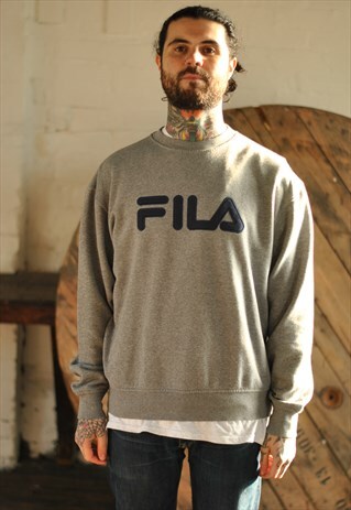 VINTAGE 90S FILA BIG LOGO SWEATER