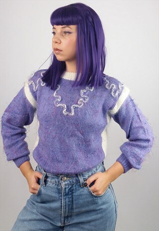 VINTAGE 80'S HANDMADE KNIT JUMPER W. EMBROIDERY IN PURPLE