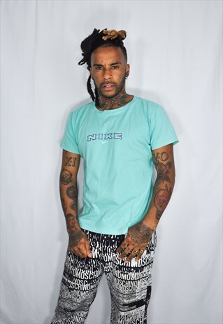 NIKE VINTAGE T SHIRT