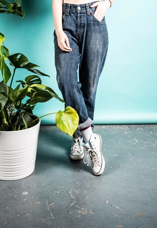 VINTAGE LEVI'S 512 MOM JEANS IN BLUE DENIM WITH PAINT MARKS