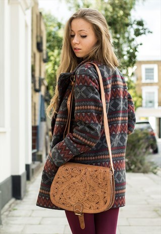 TAN LEATHER HAND STITCHED SADDLE BAG