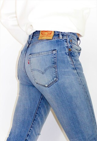VINTAGE 90'S 501 BLUE BUTTON FLY LEVI JEANS