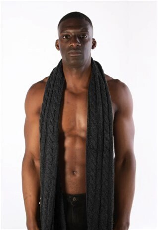 ESSENTIAL WOOL CABLE TEXTURED TASSEL SCARF - BLACK