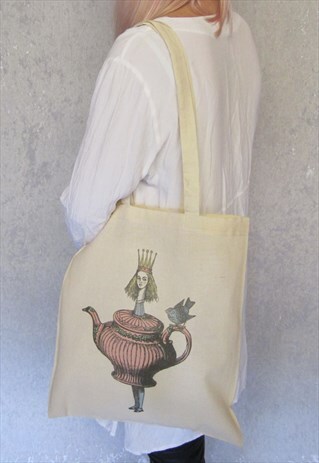 FREAKY ALICE TEAPOT TOTE BAG