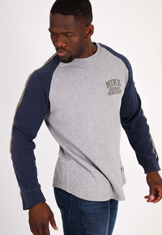 VINTAGE NIKE SWEATSHIRT NT132