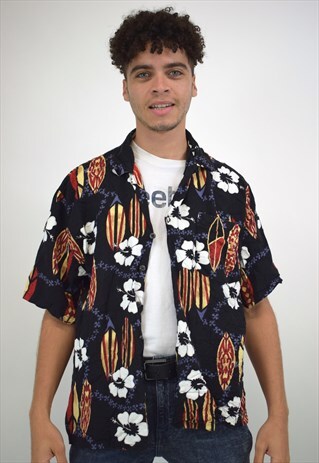 VINTAGE 90S BLACK RED HAWAIIAN SHIRT