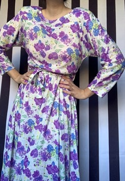 Vintage 80s midi dress, purple flowers, jersey, long sleeves