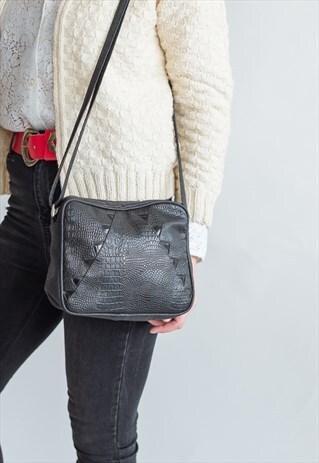 VINTAGE 90S REPTILE PATTERN SQUARE BAG