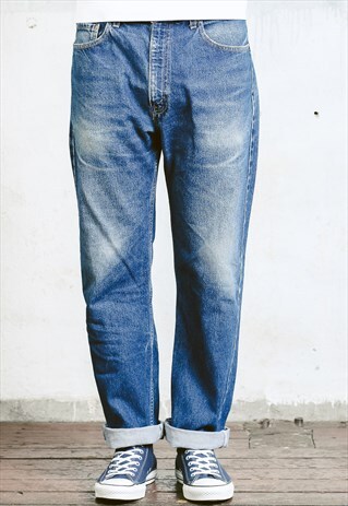 VINTAGE LEVIS 505 JEANS