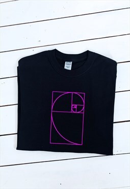 Perfect ratio graphic pink print black T-shirt
