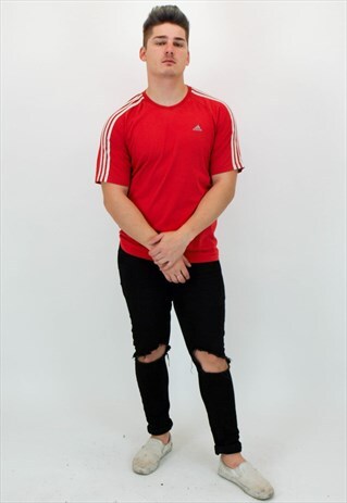 VINTAGE ADIDAS T-SHIRT