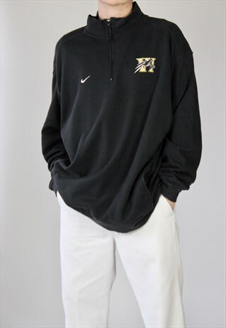 VINTAGE NIKE QUARTER ZIP SWEATSHIRT