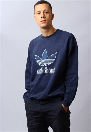VINTAGE BRANDED ADIDAS SWEATSHIRT