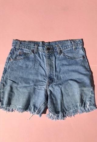 VINTAGE FREYED BLUE LEVIS 555 RELAXED FIT HOTPANTS SHORTS 31