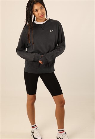 VINTAGE NIKE EMBROIDERED LOGO SWEATSHIRT