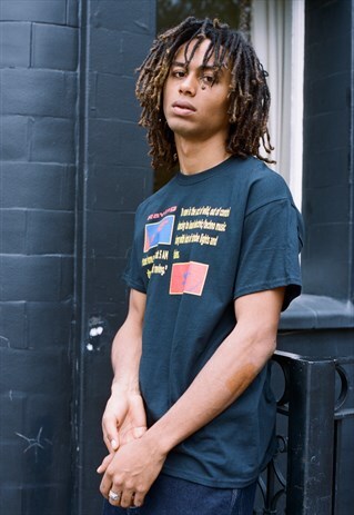 BLACK SHORT SLEEVED T-SHIRT WITH RAVE PRINT
