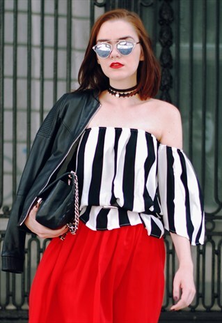 OFF-THE-SHOULDER STRIPED TOP
