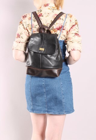 VINTAGE 90S BLACK FAUX LEATHER BACKPACK BAG