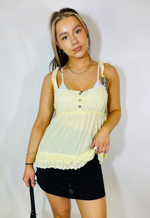 garment image