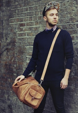 VINTAGE LEATHER TRAVELLER'S HOLDALL