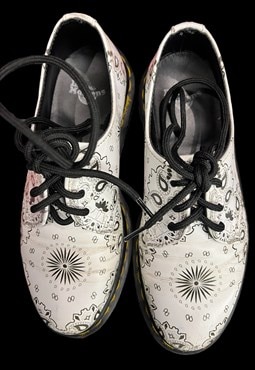 Paisley white black brogue alternative shoe 
