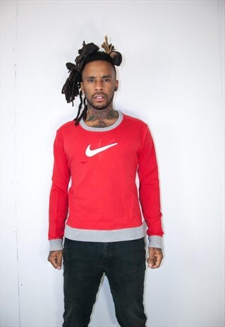 VINTAGE EMBROIDED NIKE SWEATER