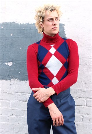 VINTAGE 70S RED ARGYLE TURTLE NECK JUMPER
