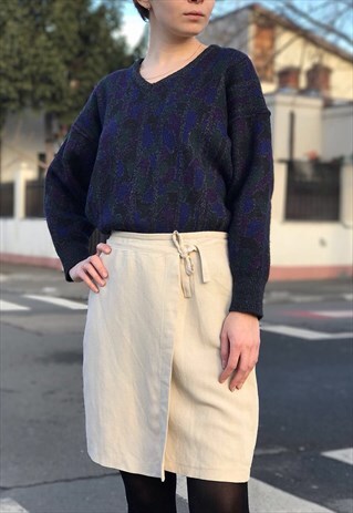 MADE IN ITALY V-NECK WOOL BLEND SWEATER