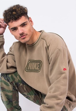 VINTAGE Y2K NIKE SWEATSHIRT
