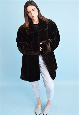 VINTAGE 80'S RETRO OVERSIZED FAUX FUR COAT