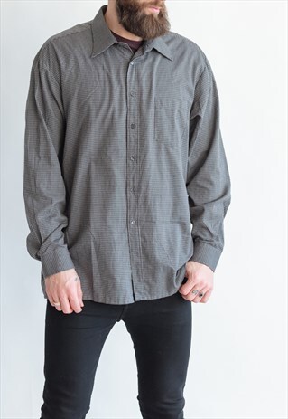 VINTAGE 90S GRUNGE LONG SLEEVE SHIRT IN CHECKERED GREY