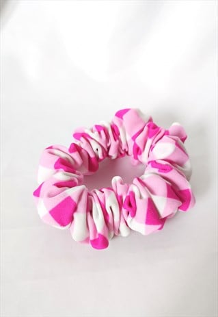 HOT PINK GINGHAM PRINT SCRUNCHIE