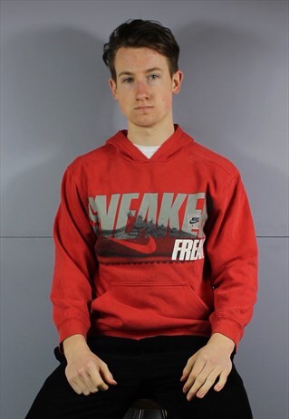 VINTAGE NIKE SNEAKER FREAK HOODIE IN RED WITH POUCH POCKET A
