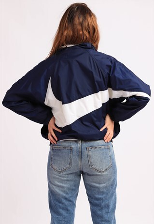 VINTAGE NIKE LIGHTWEIGHT JACKET