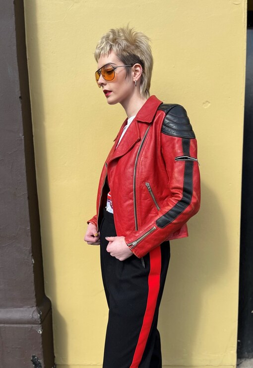 garment image