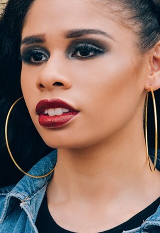 GOLD STATEMENT HOOPS