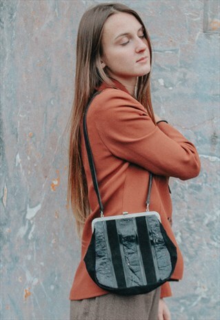 KISS LOCK BAG