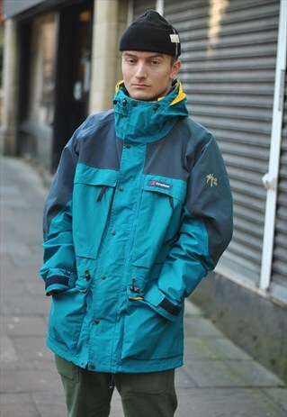 VINTAGE BERGHAUS MERA PEAK GORETEX MOUNTAIN PARKA