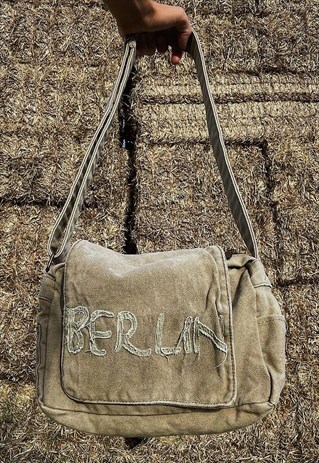 VINTAGE 90S BERLIN BAG IN BEIGE