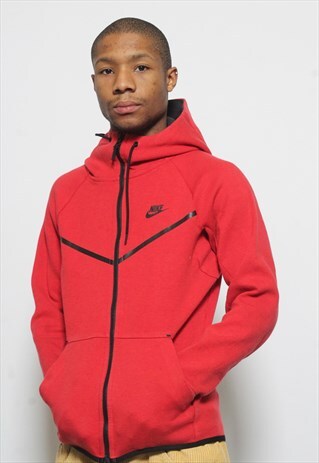 VINTAGE NIKE HOODIE RED